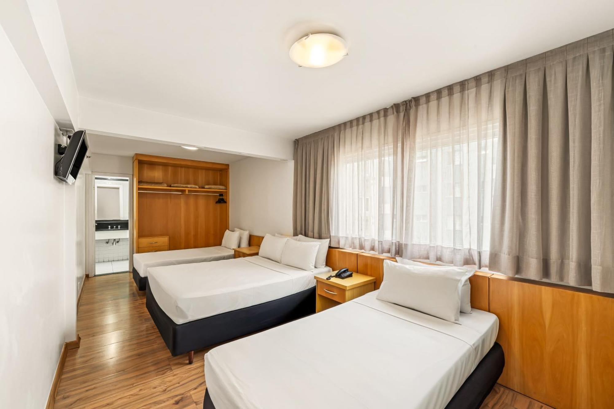 Quarto Familiar Standard