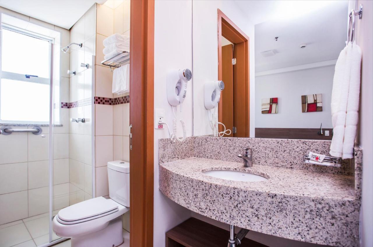 Quarto Duplo